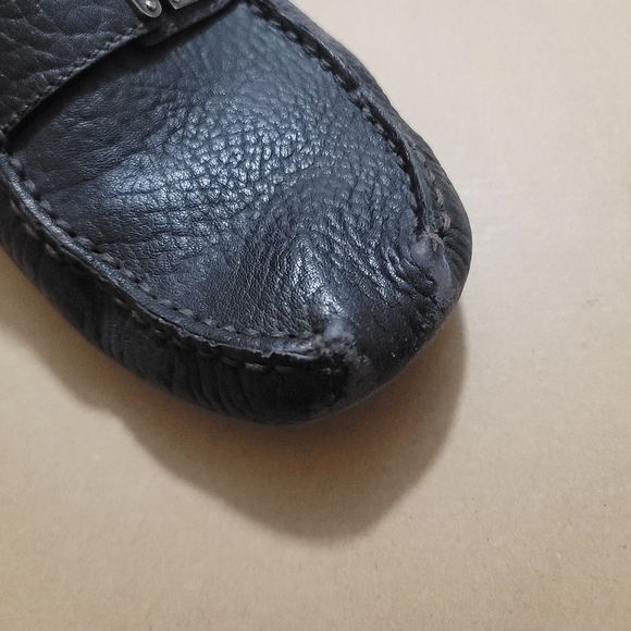 Louis VUITTON BLACK LEATHER DRIVER LOAFERS WITH SILVER HARDWARE 7 MEN​ - Picture 12 of 14